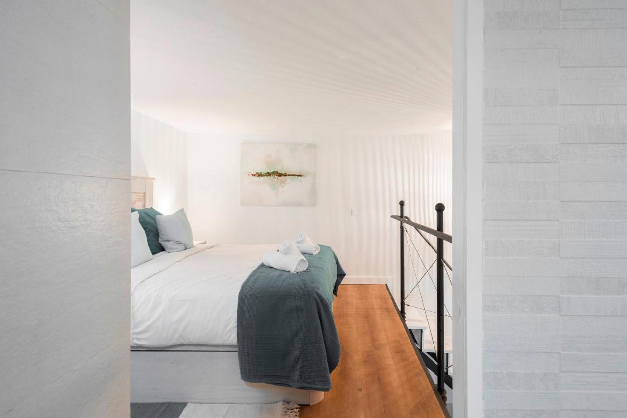 1 Bedroom 1 Bathroom Furnished - Lavapies - Duplex Madrid Extérieur photo