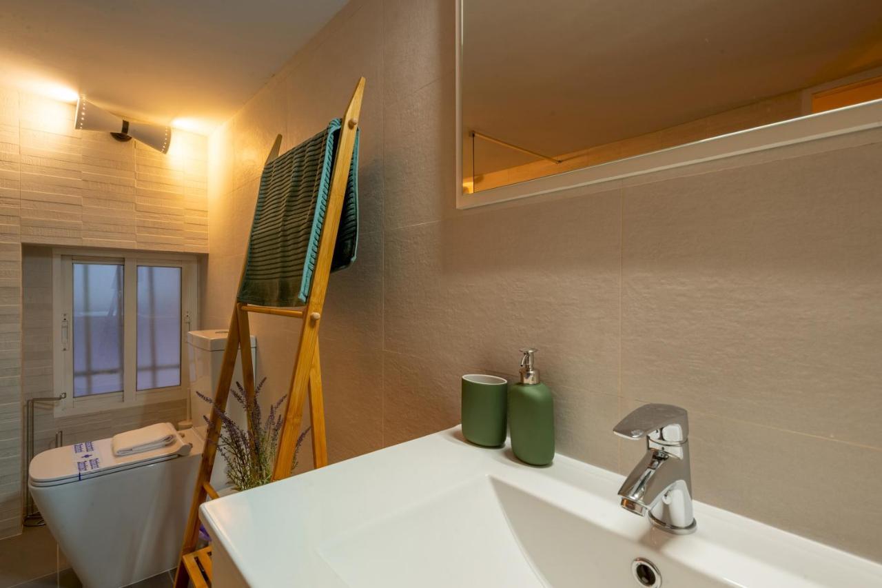 1 Bedroom 1 Bathroom Furnished - Lavapies - Duplex Madrid Extérieur photo